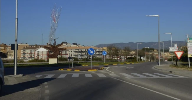 Barbastro висвітлює Ронду Норте з енергоефективним освітленням PSOE критикує ...